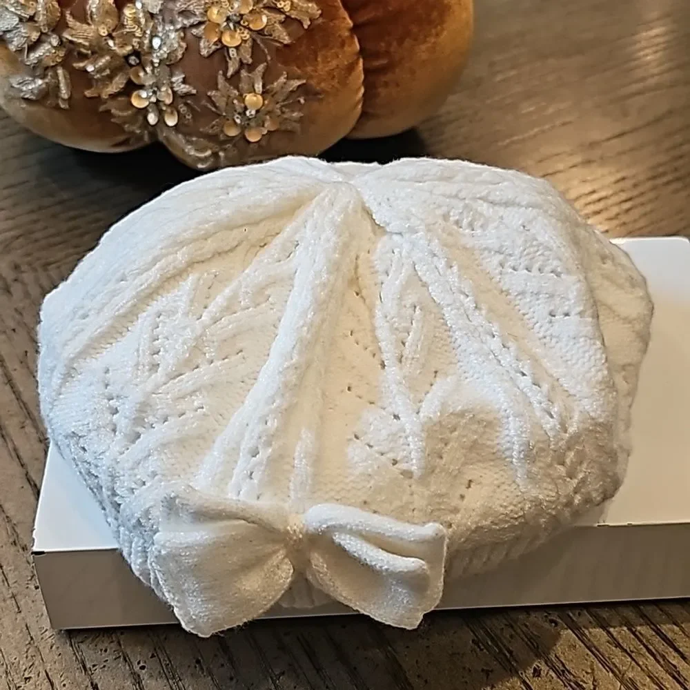 Crochet white hat 1-3years
